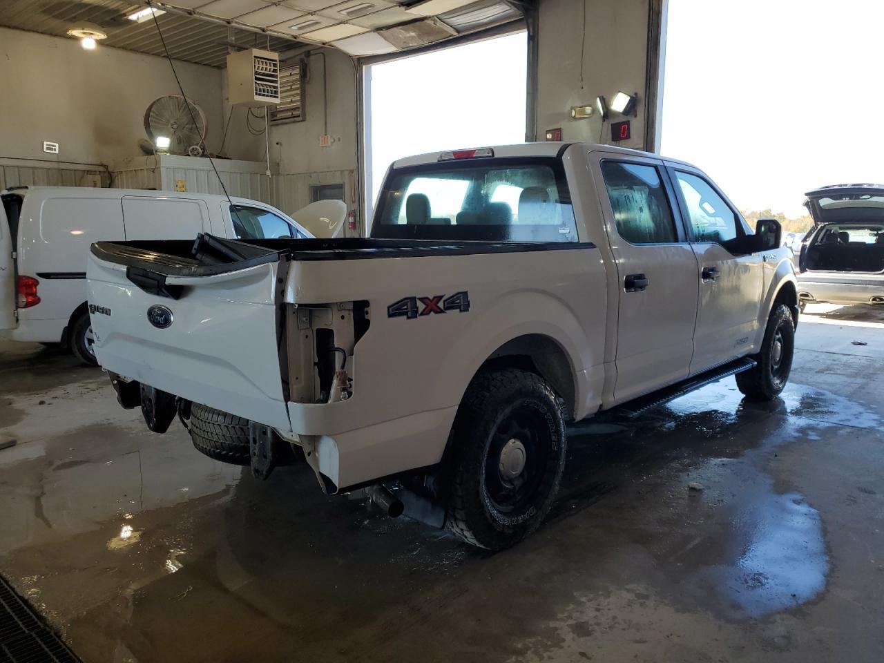 2017 FORD F150 SUPER - Фото 3