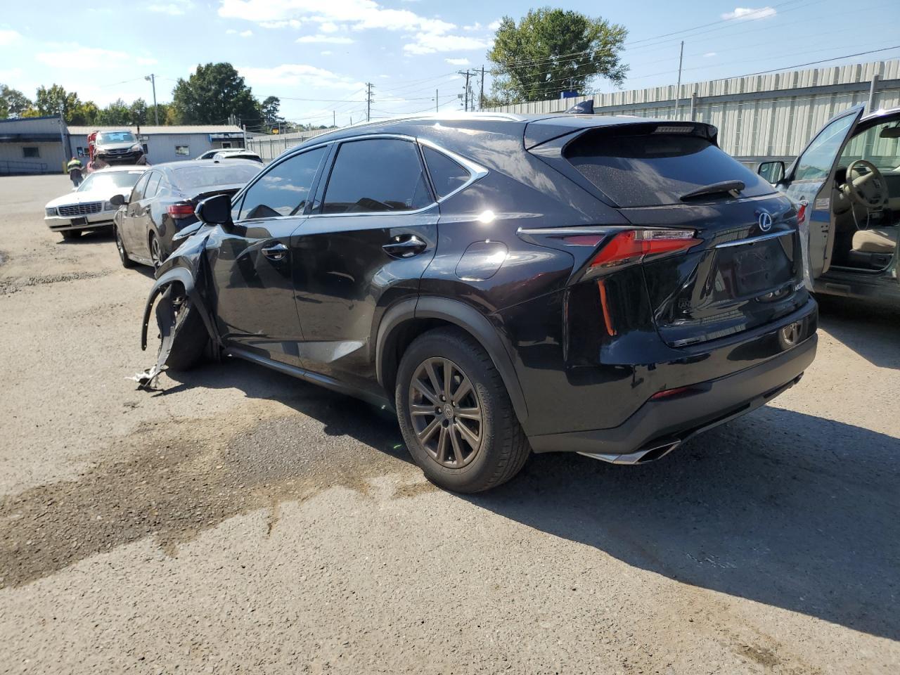 2016 LEXUS NX 200T BA - Фото 2