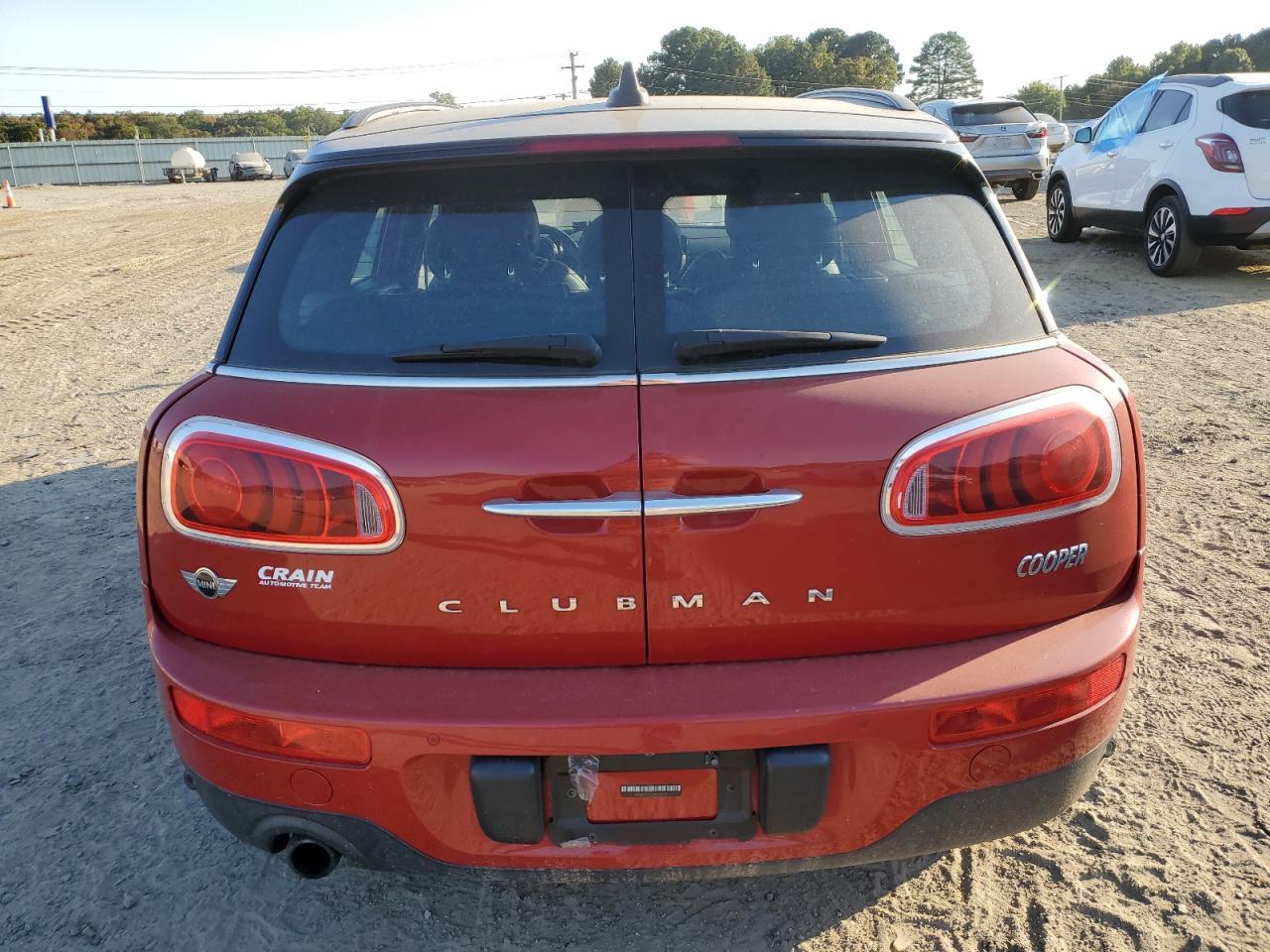 2017 MINI COOPER CLU - Image 6