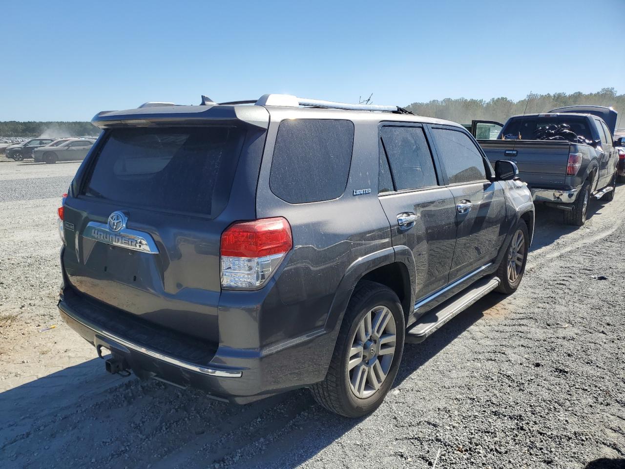 2011 TOYOTA 4RUNNER SR - Image 3