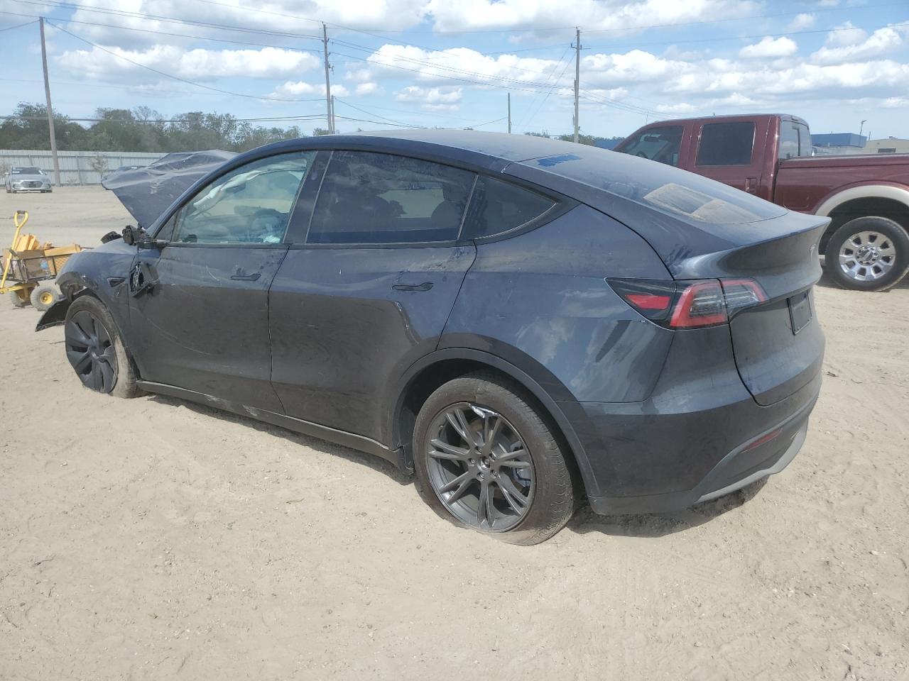 2024 TESLA MODEL Y - Image 2