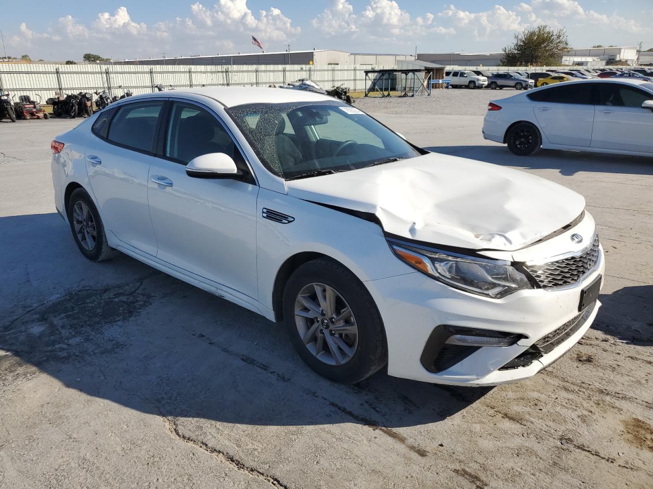 2020 KIA OPTIMA LX - Image 4