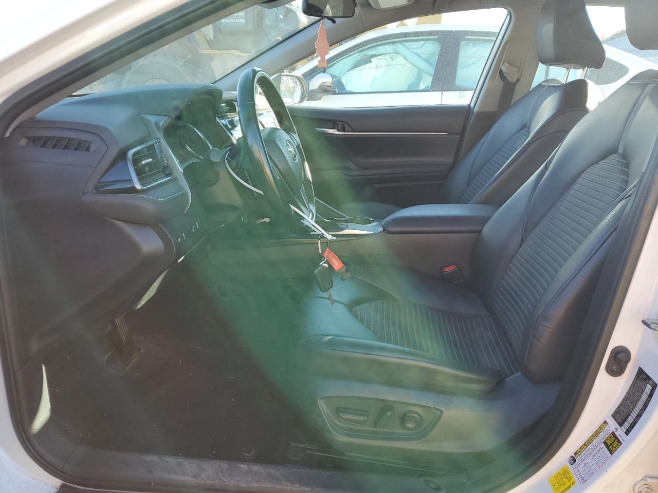 2020 TOYOTA CAMRY SE - Image 7