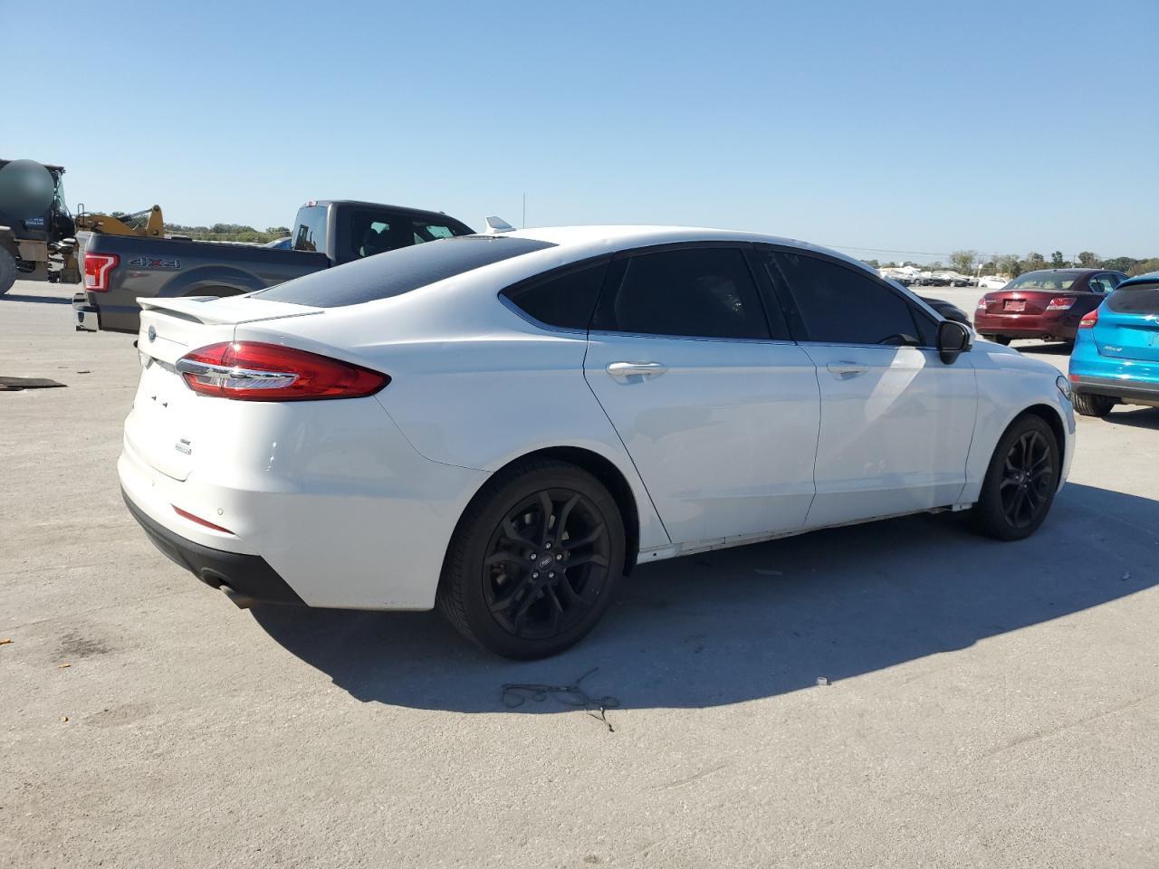 2020 FORD FUSION SE - Image 3
