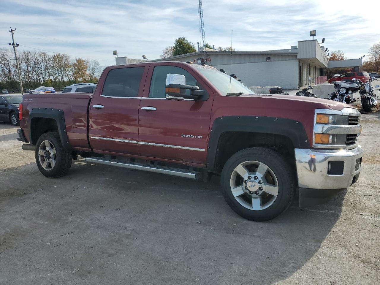 2015 CHEVROLET SILVERADO - Image 4