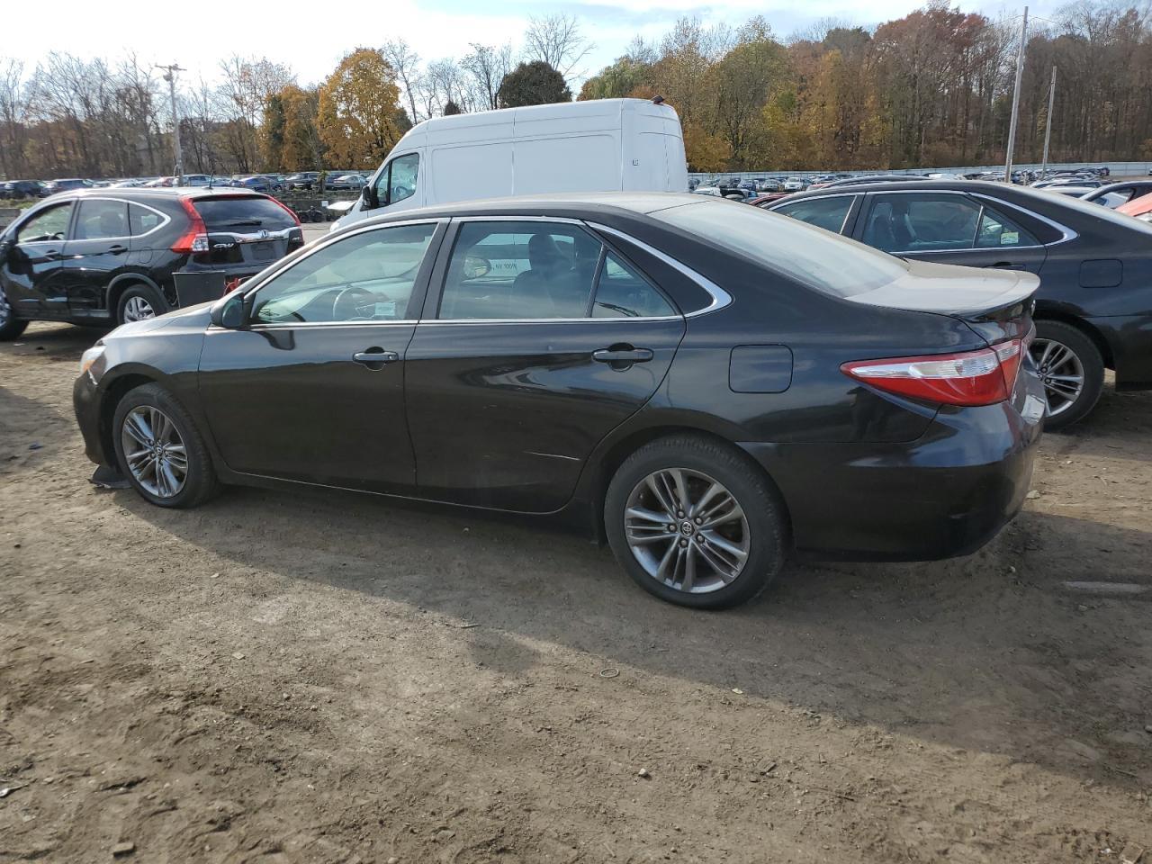 2017 TOYOTA CAMRY LE - Фото 2