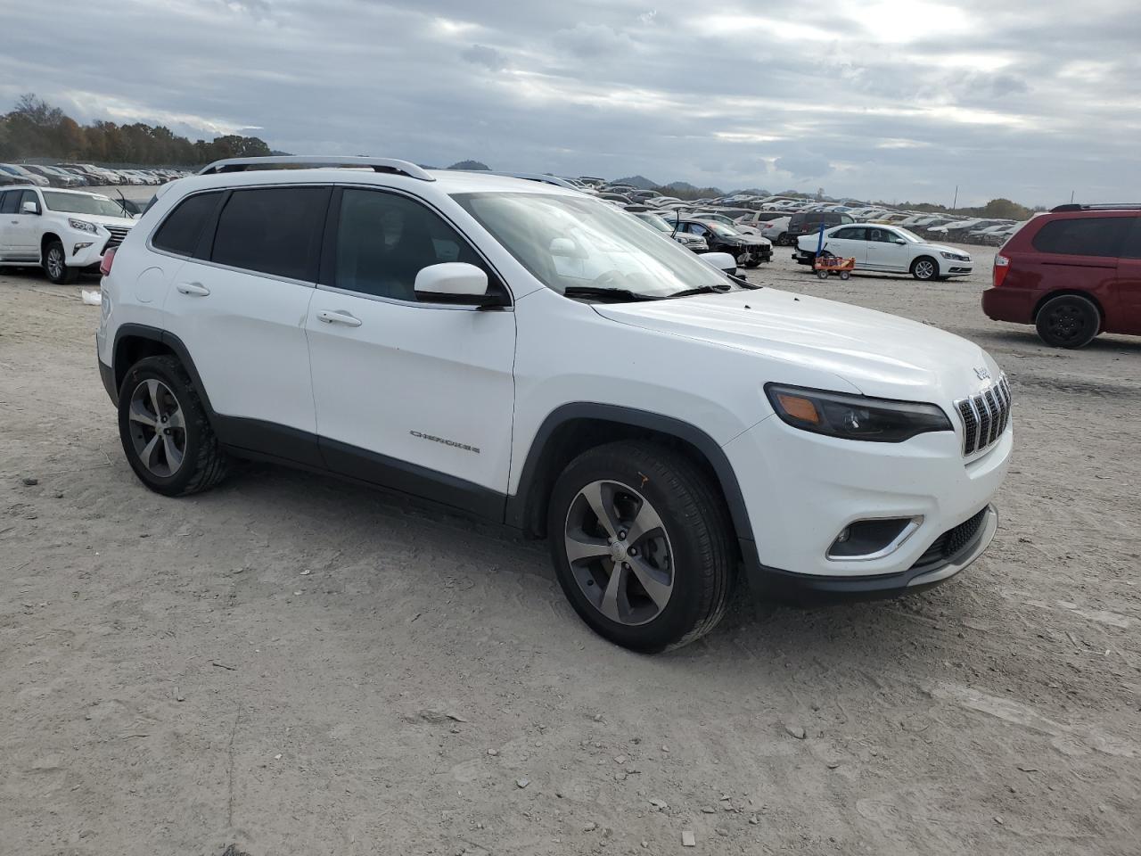2019 JEEP CHEROKEE L - Image 4