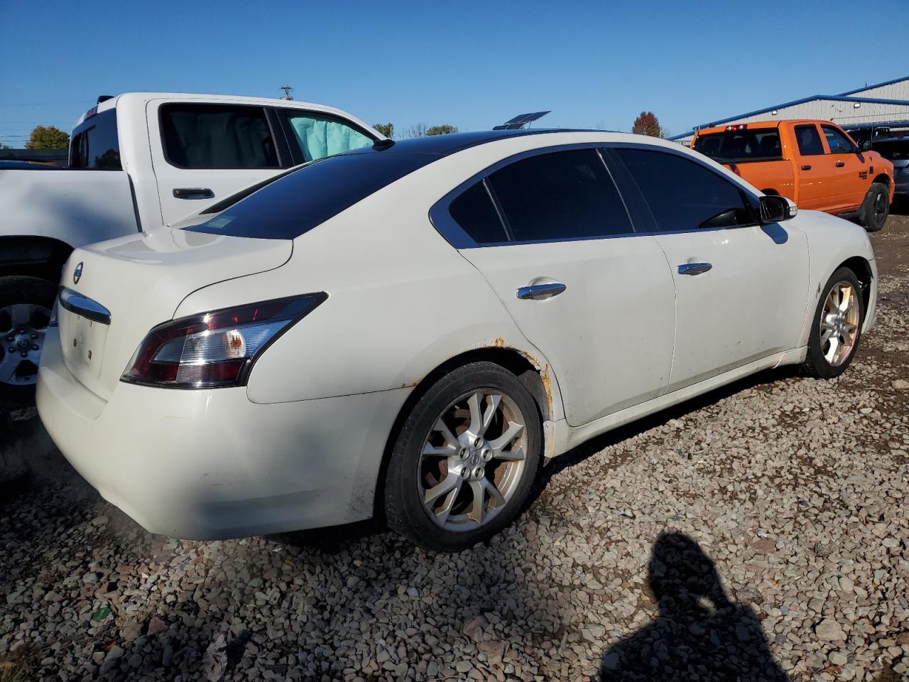 2014 NISSAN MAXIMA S - Фото 3