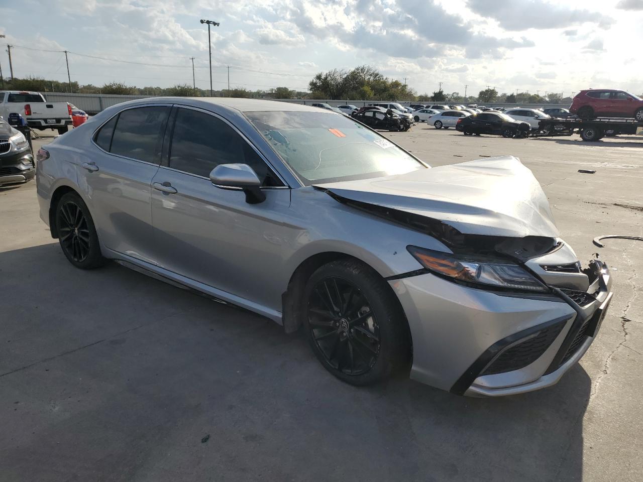 2022 TOYOTA CAMRY XSE - Image 4