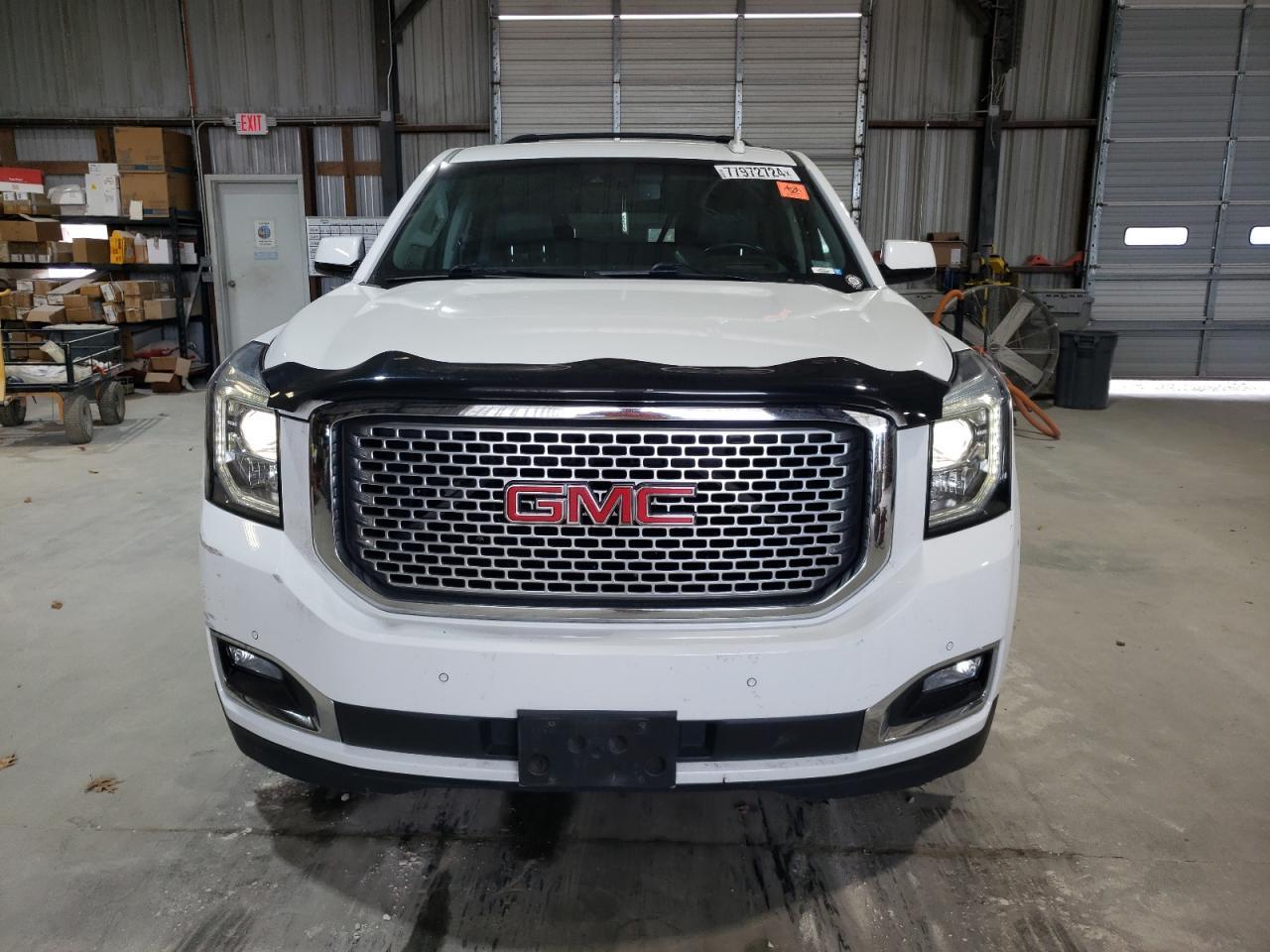 2016 GMC YUKON XL D - Фото 5