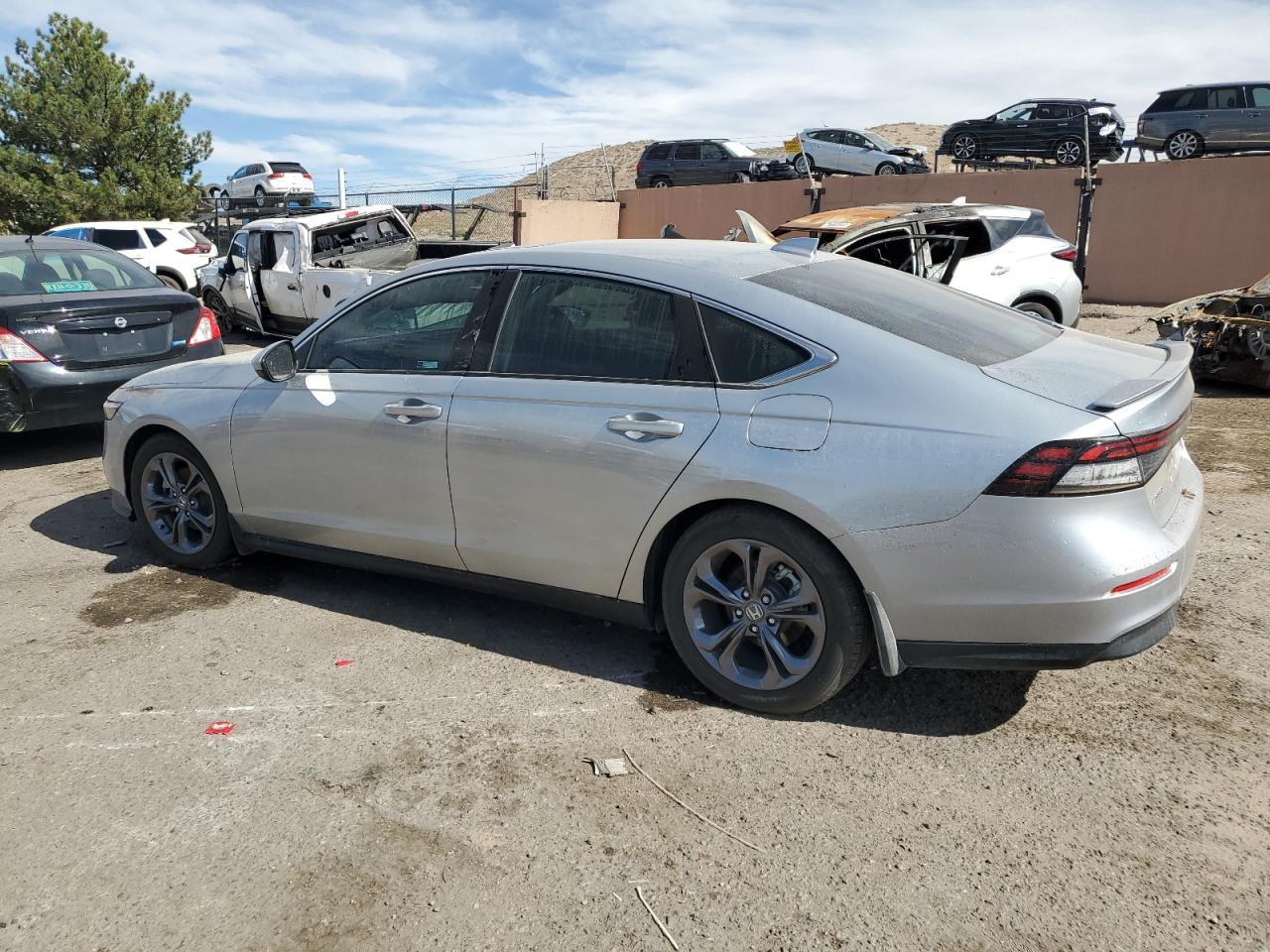 2024 HONDA ACCORD EX - Фото 2