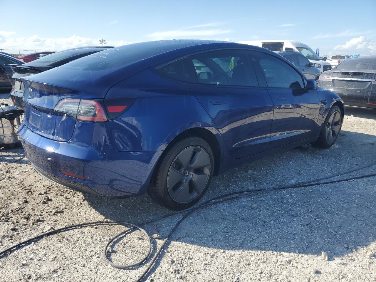 2023 TESLA MODEL 3 - Image 3