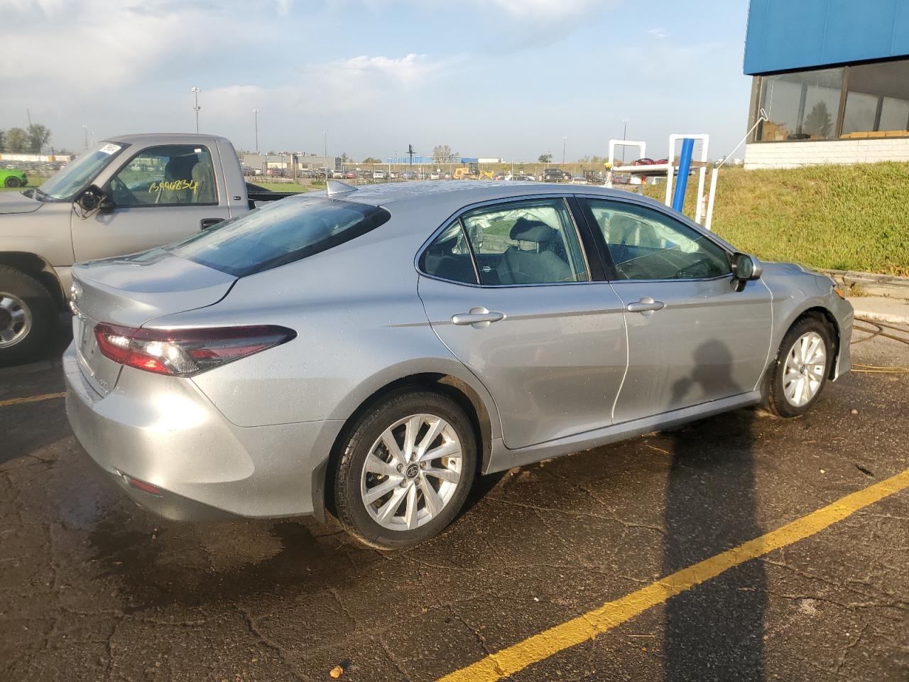 2024 TOYOTA CAMRY LE - Image 3