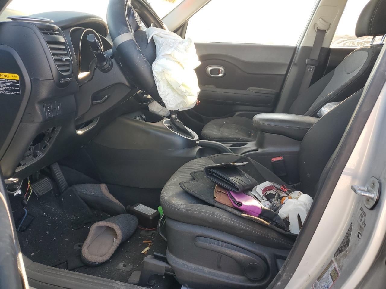 2019 KIA SOUL + - Image 7
