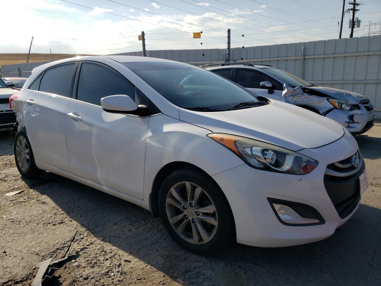 2013 HYUNDAI ELANTRA GT - Image 4