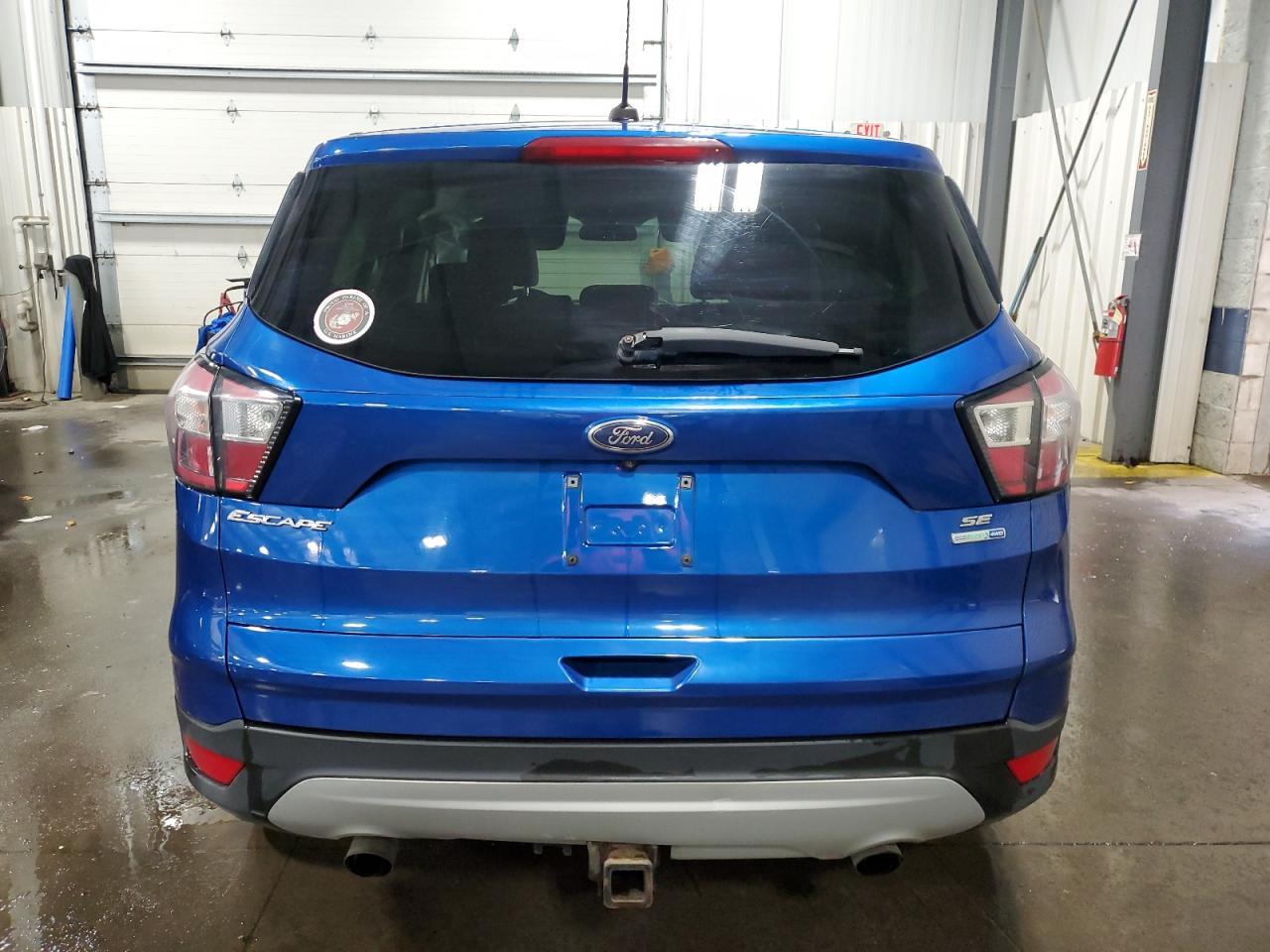 2017 FORD ESCAPE SE - Image 6