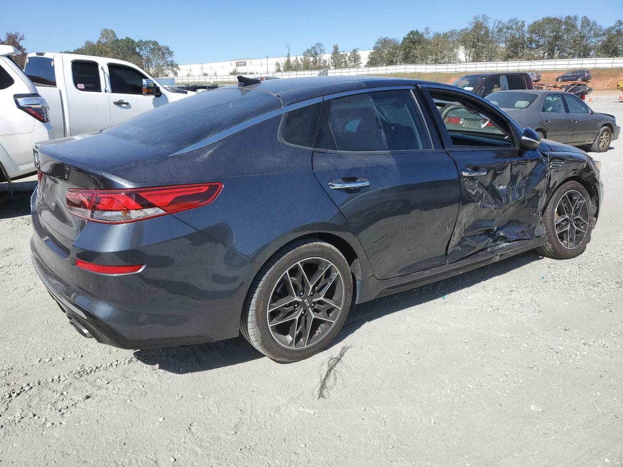 2020 KIA OPTIMA LX - Image 3