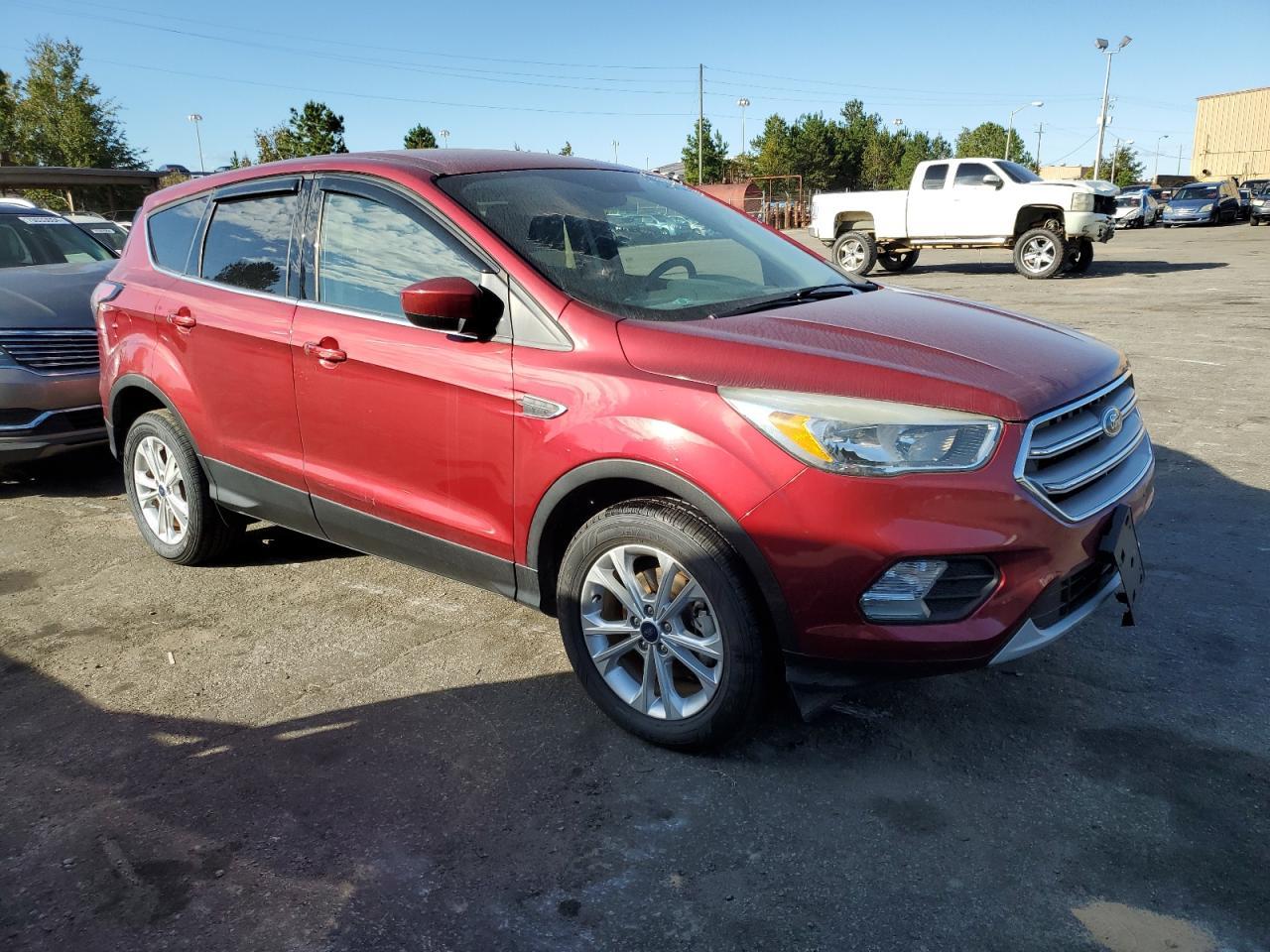 2017 FORD ESCAPE SE - Фото 4