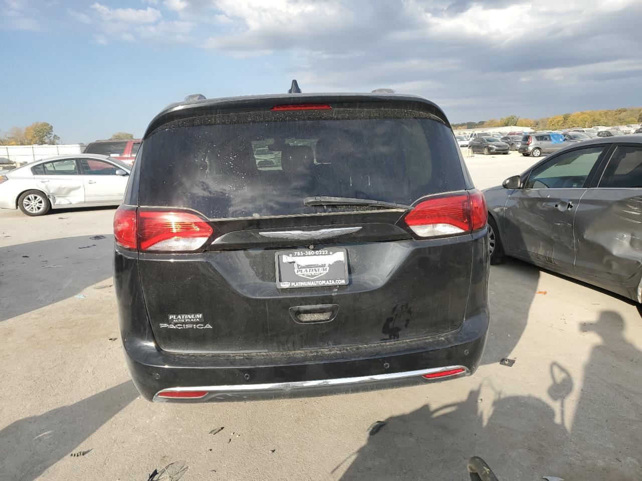 2017 CHRYSLER PACIFICA T - Image 6