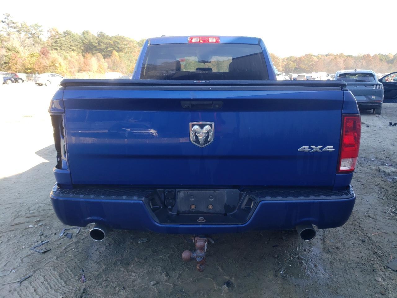2017 RAM 1500 ST - Фото 6