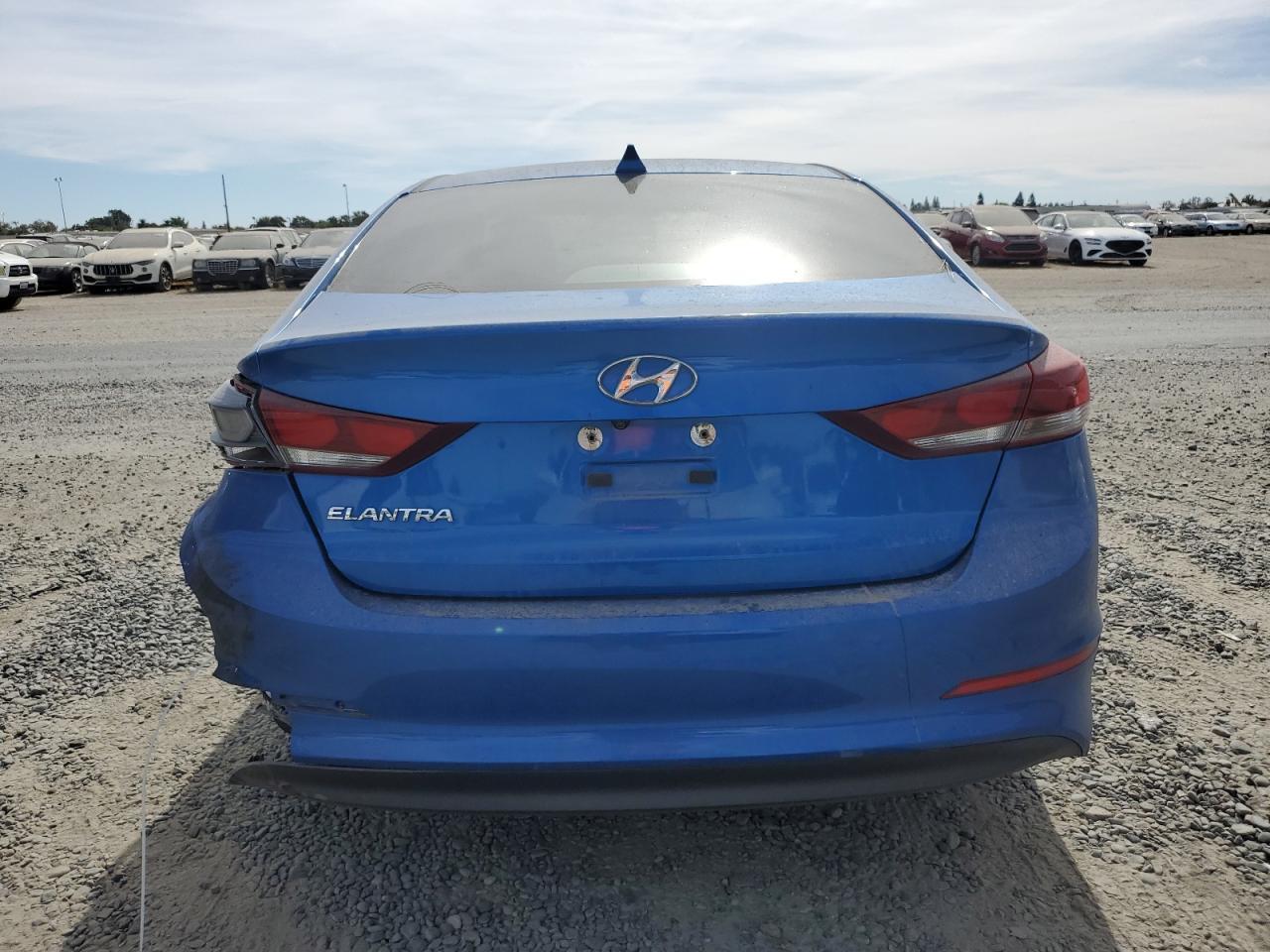2017 HYUNDAI ELANTRA SE - Фото 6