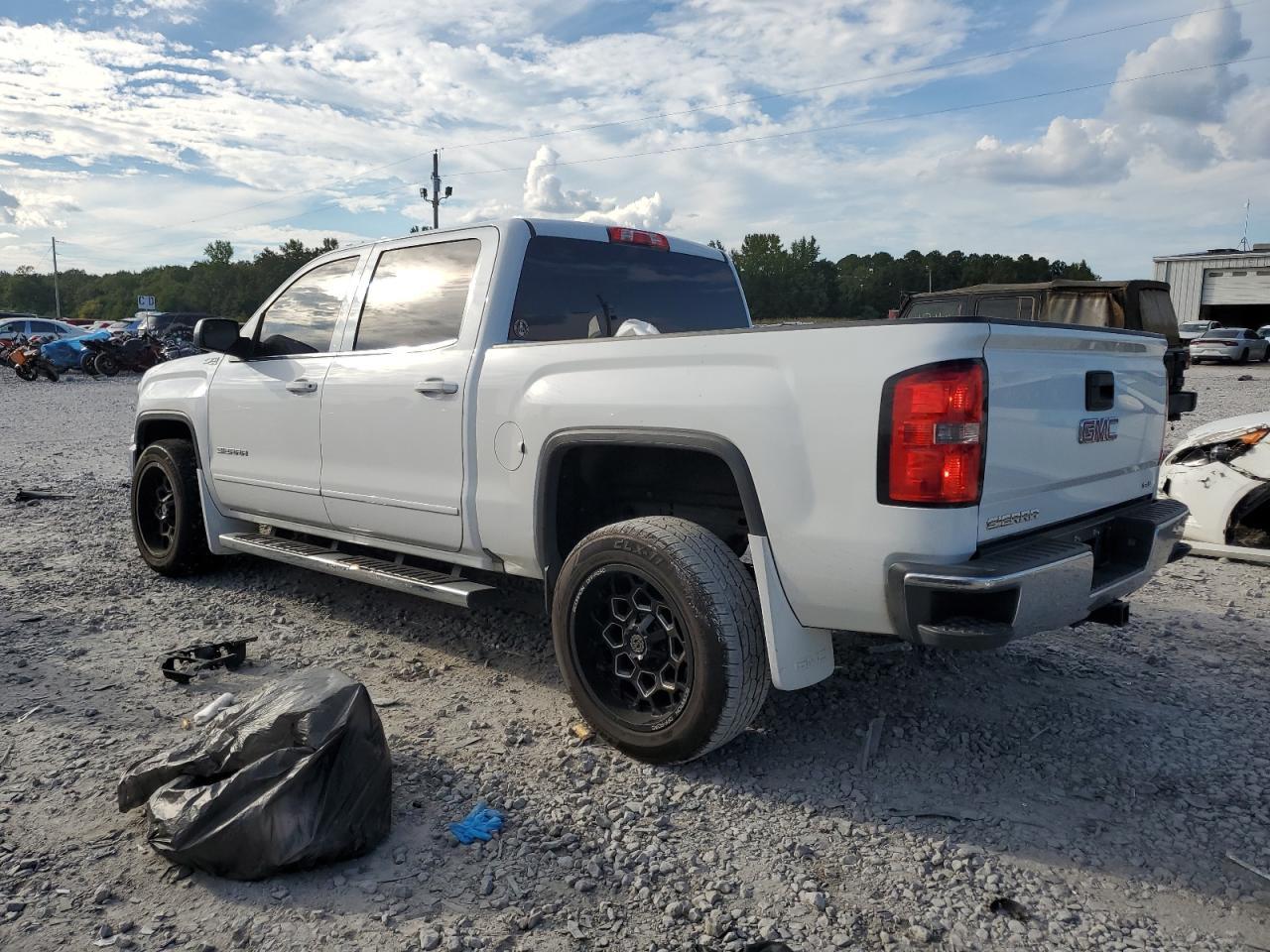 2017 GMC SIERRA K15 - Фото 2