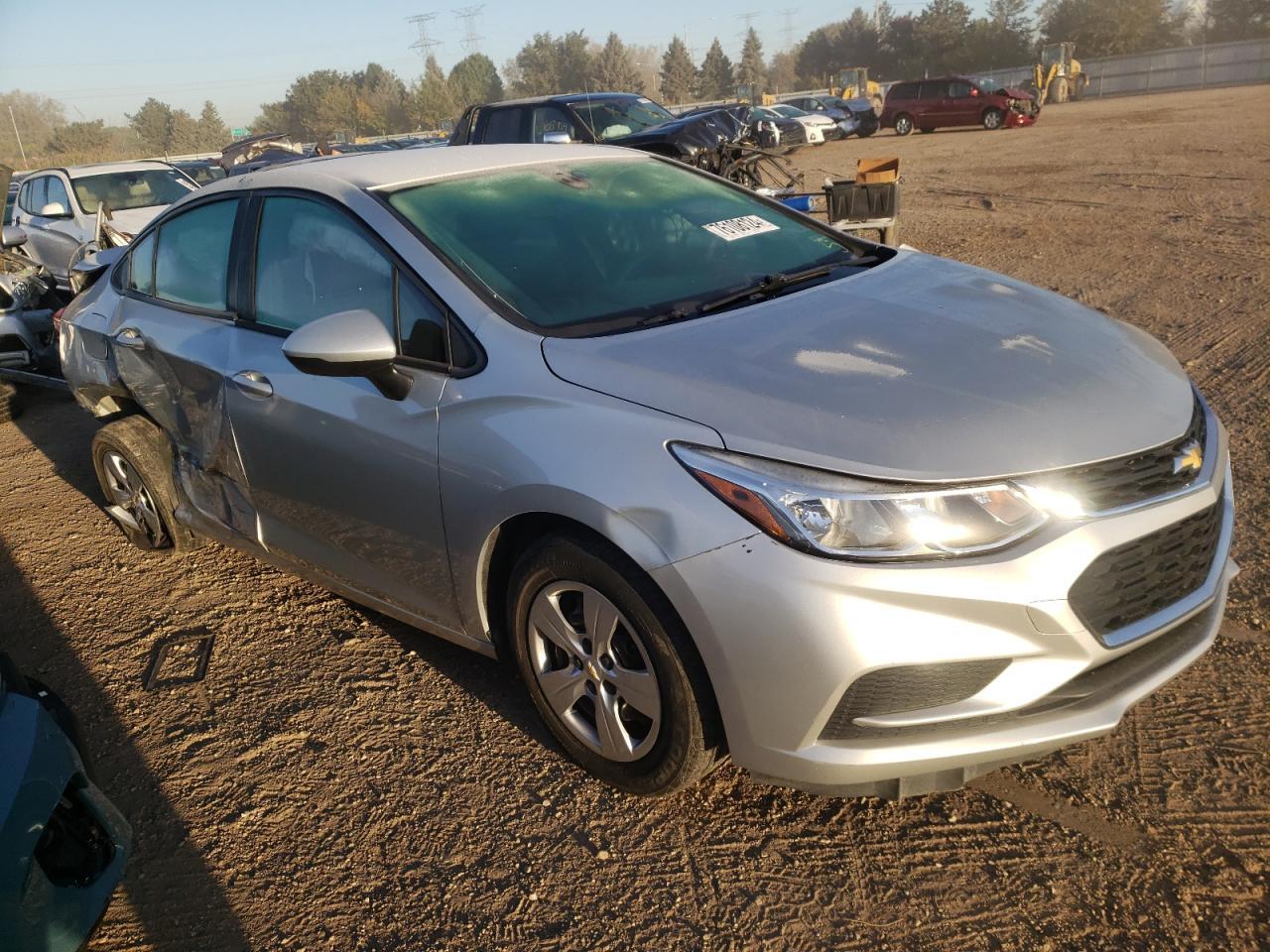 2017 CHEVROLET CRUZE LS - Image 4
