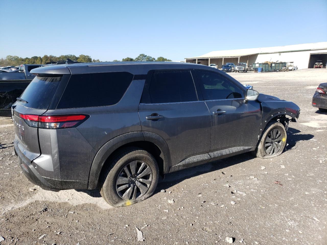 2024 NISSAN PATHFINDER - Фото 3