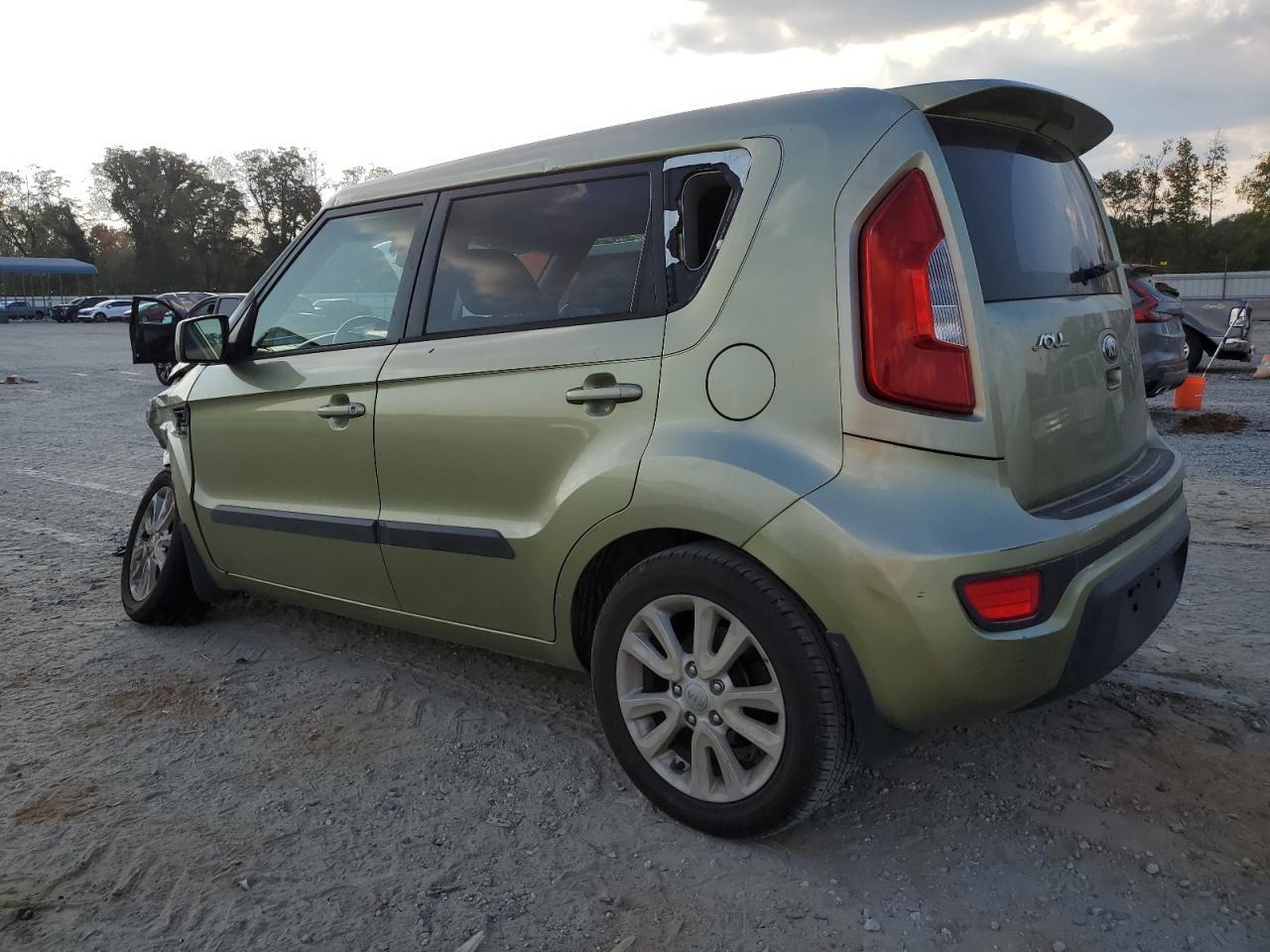 2013 KIA SOUL - Image 2