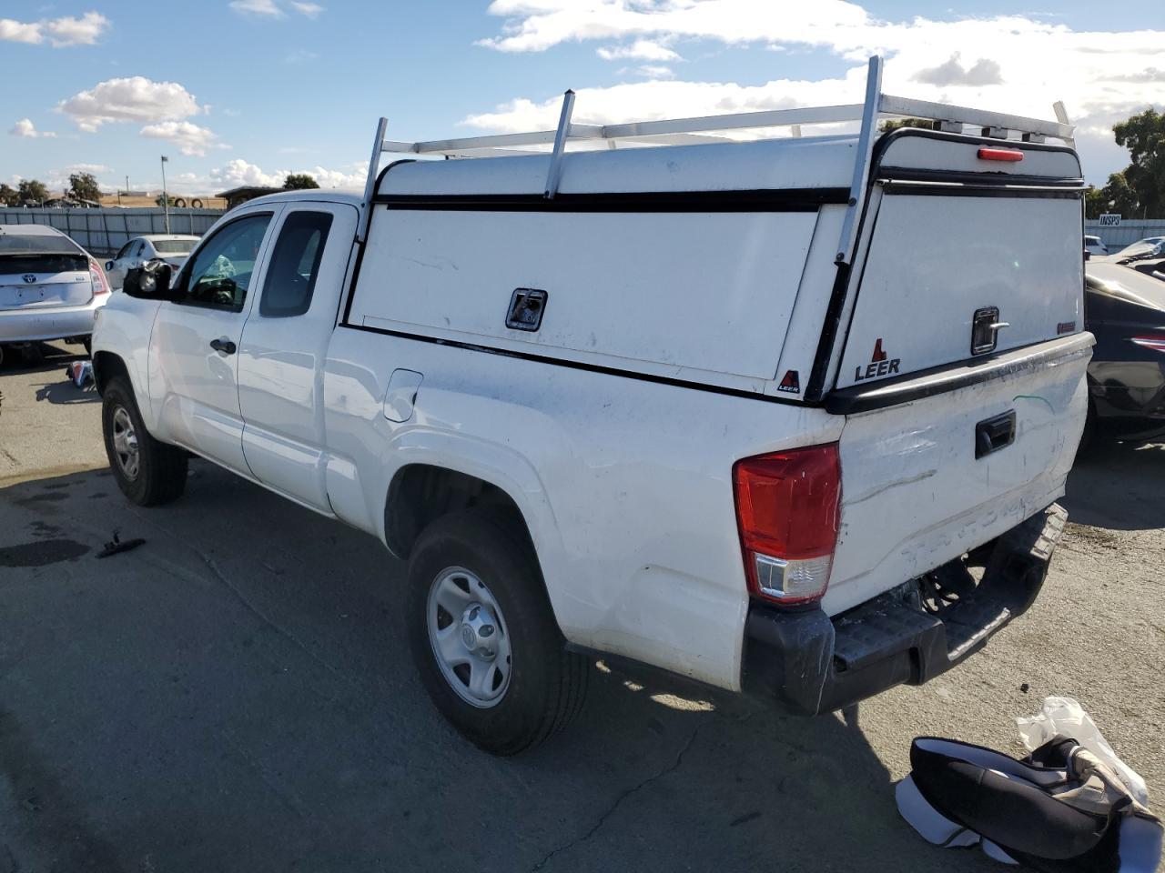 2017 TOYOTA TACOMA ACC - Фото 2