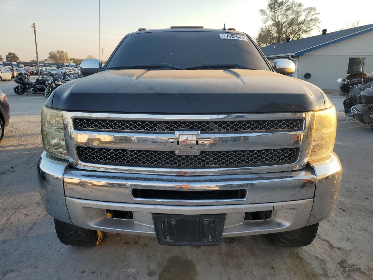 2013 CHEVROLET SILVERADO - Image 5