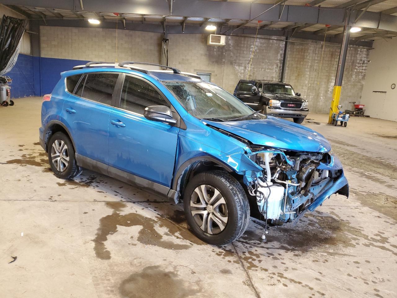 2018 TOYOTA RAV4 LE - Image 4
