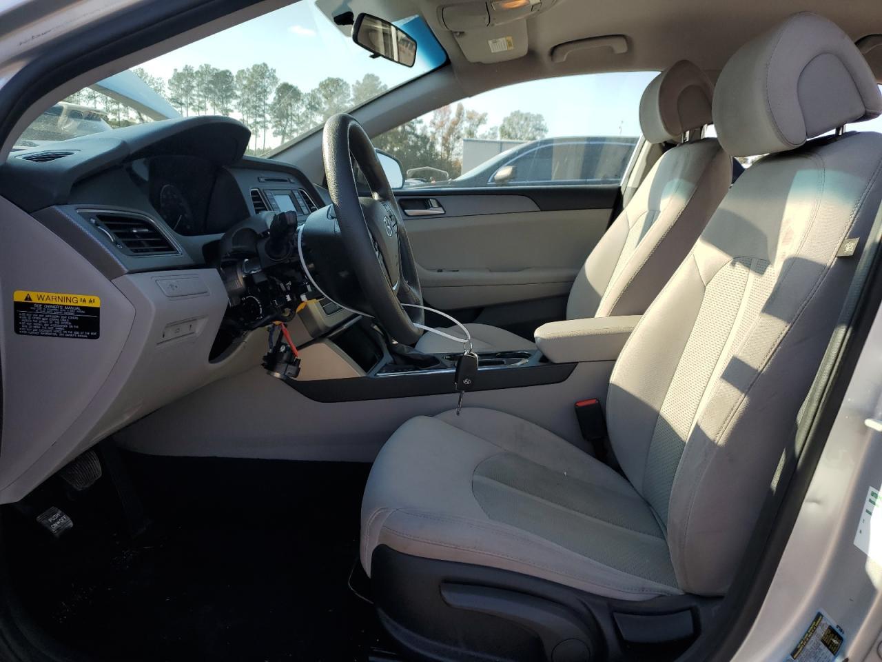 2017 HYUNDAI SONATA SE - Фото 7