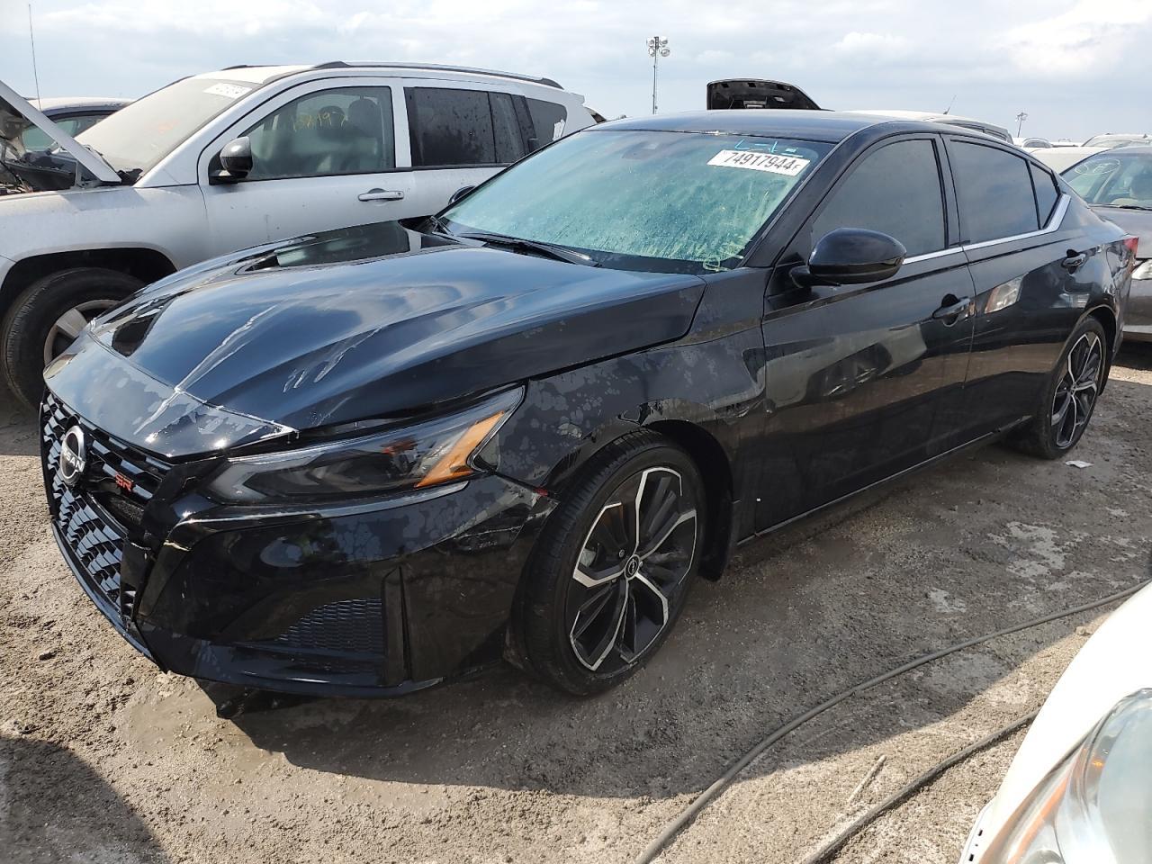 2024 NISSAN ALTIMA SR