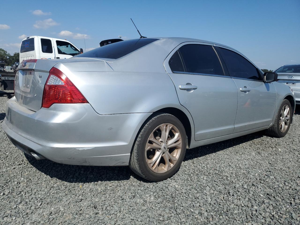 2012 FORD FUSION SE - Image 3