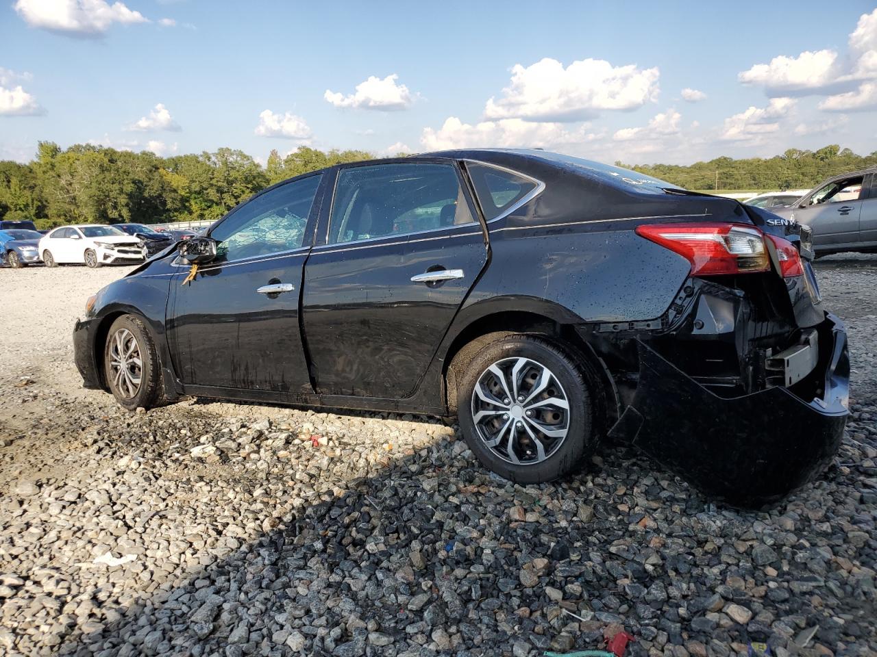 2017 NISSAN SENTRA S - Фото 2