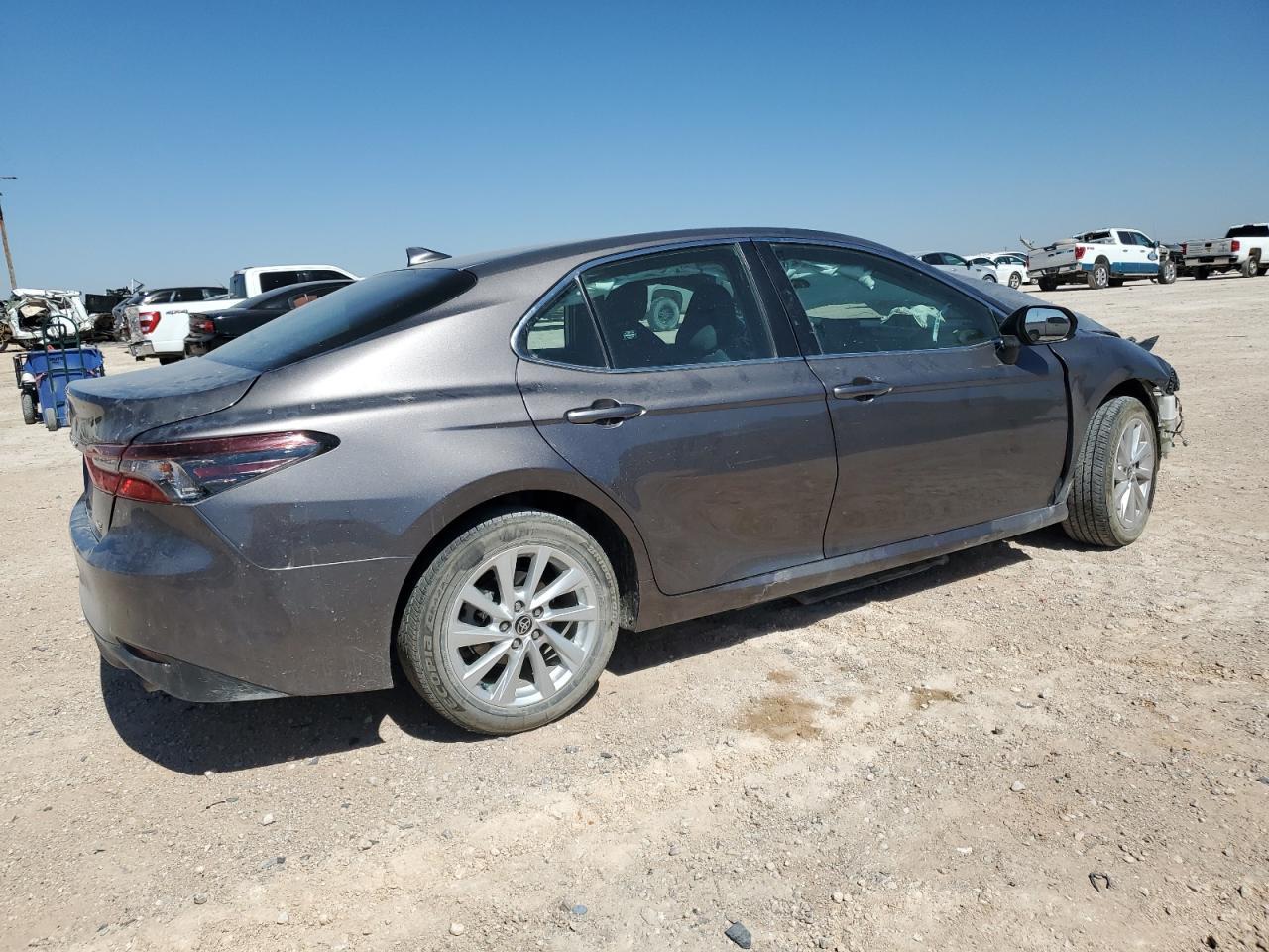 2023 TOYOTA CAMRY LE - Image 3