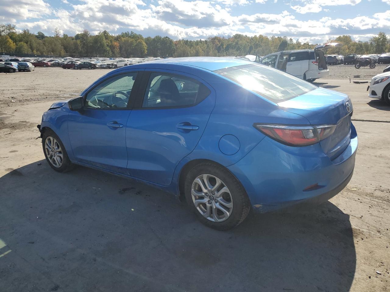 2017 TOYOTA YARIS IA - Image 2