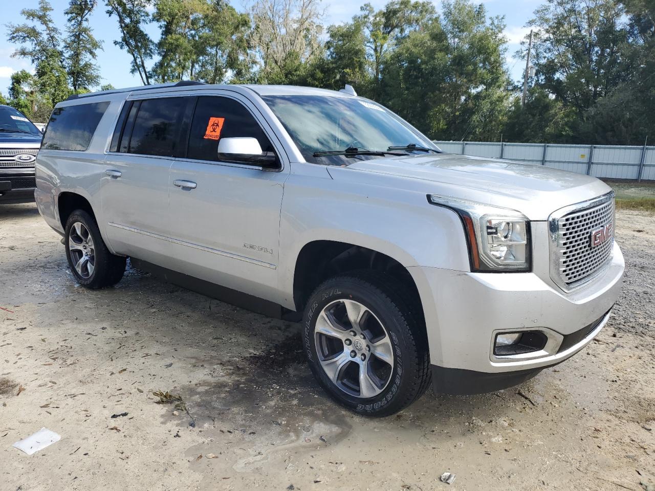2016 GMC YUKON XL D - Фото 4