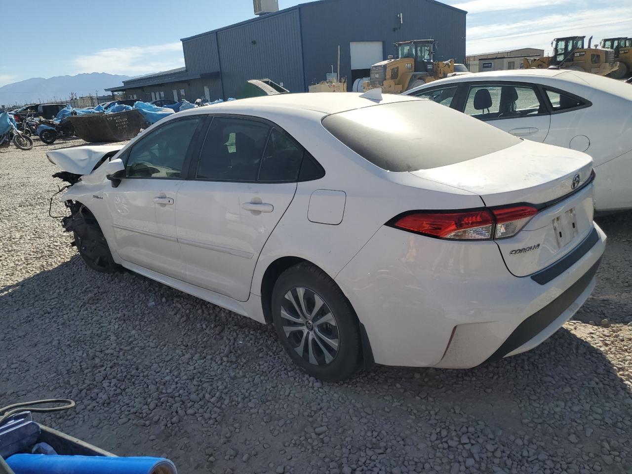 2021 TOYOTA COROLLA LE - Фото 2