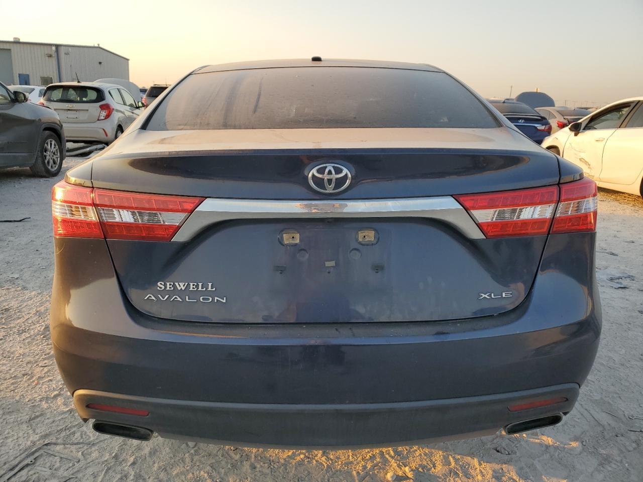 2015 TOYOTA AVALON XLE - Image 6