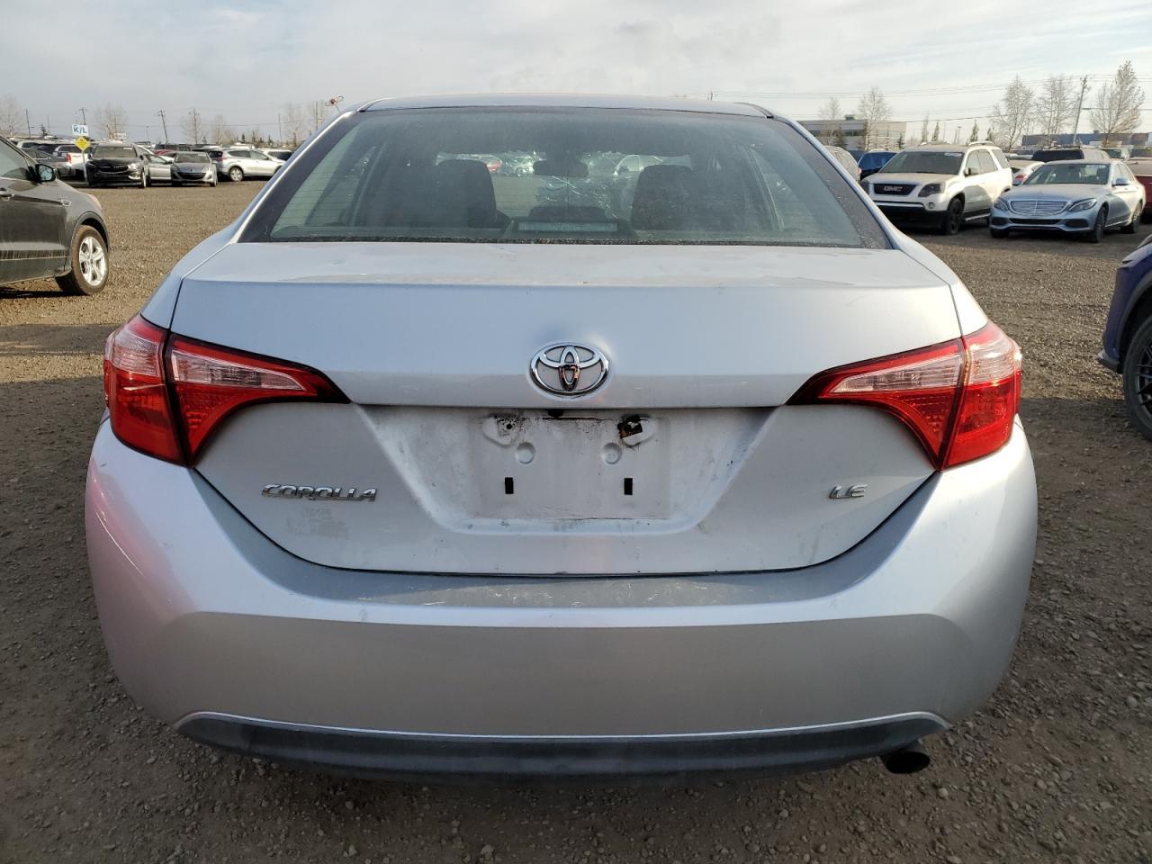 2018 TOYOTA COROLLA L - Image 6