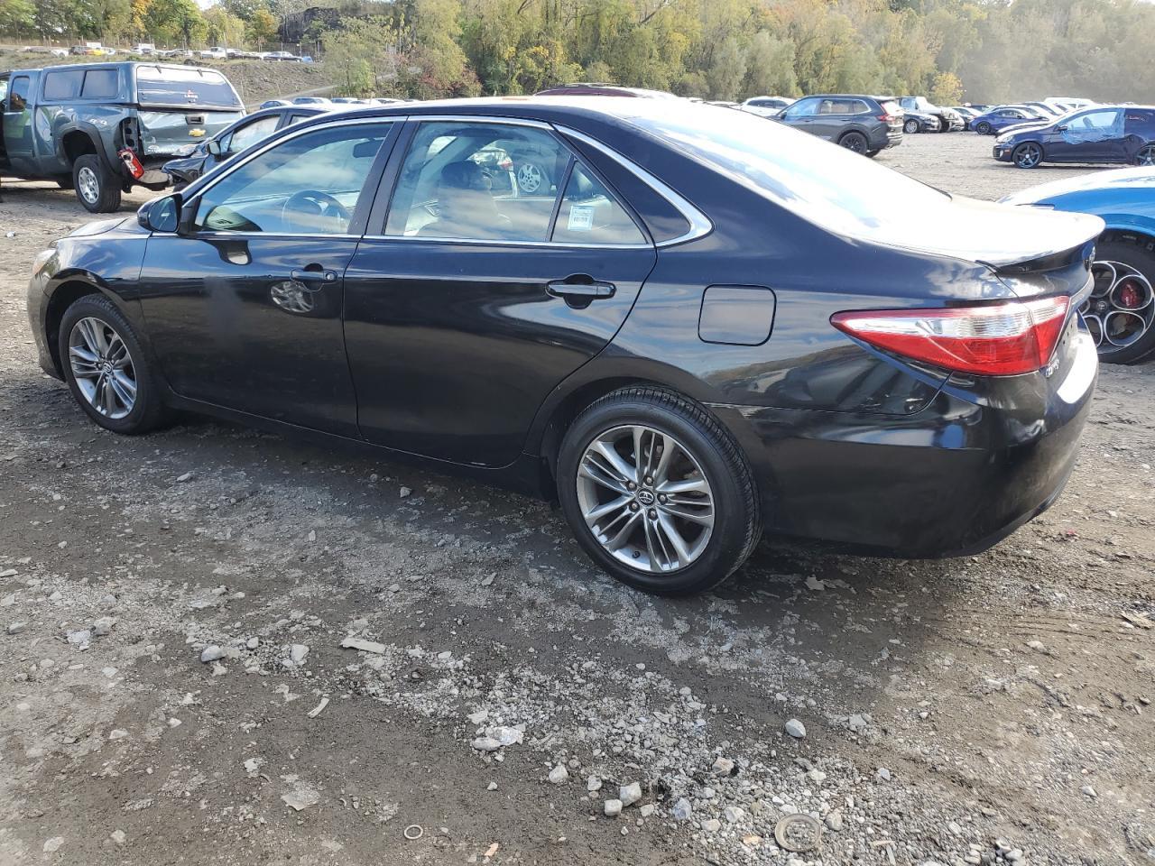 2017 TOYOTA CAMRY LE - Фото 2
