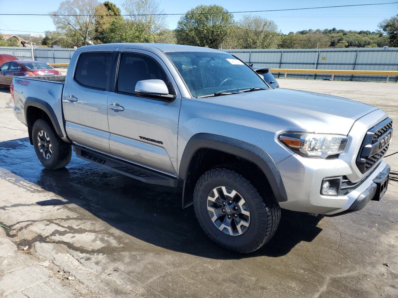 2017 TOYOTA TACOMA DOU - Image 4