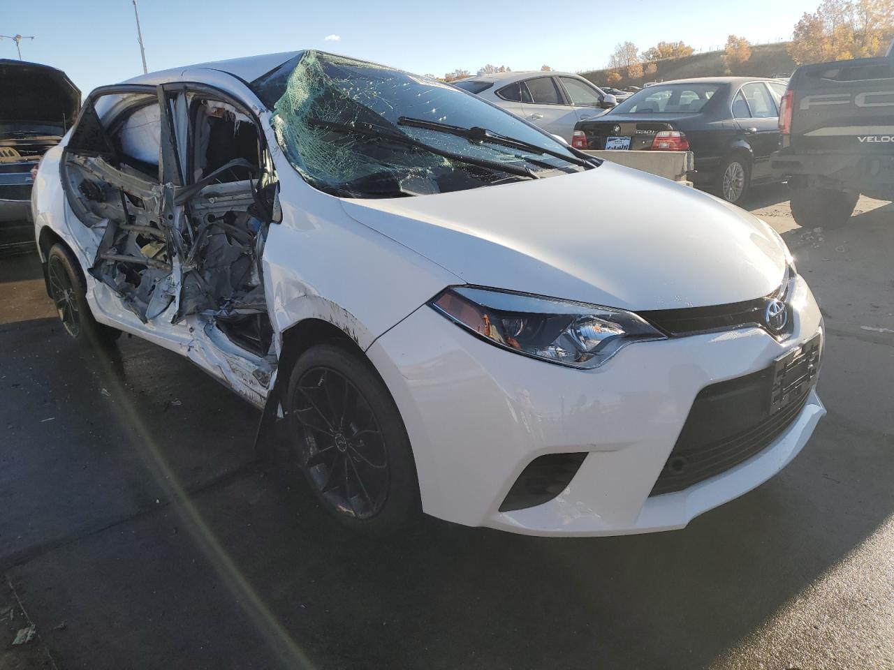 2015 TOYOTA COROLLA L - Image 4