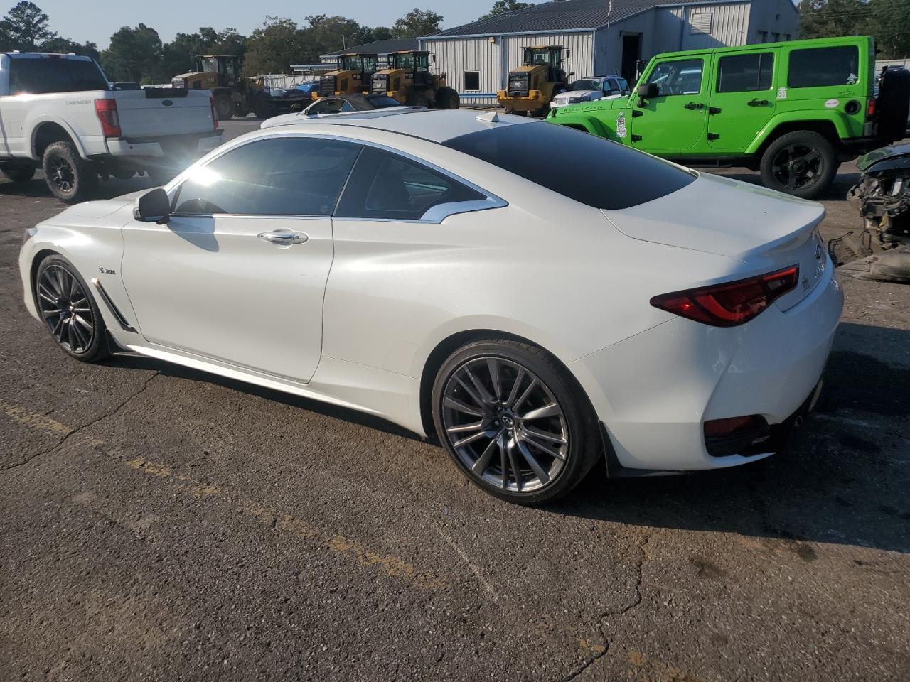 2017 INFINITI Q60 RED SP - Image 2
