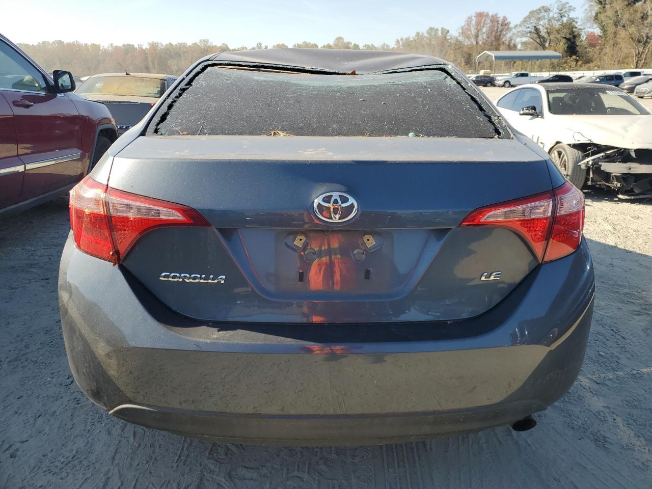 2019 TOYOTA COROLLA L - Image 6