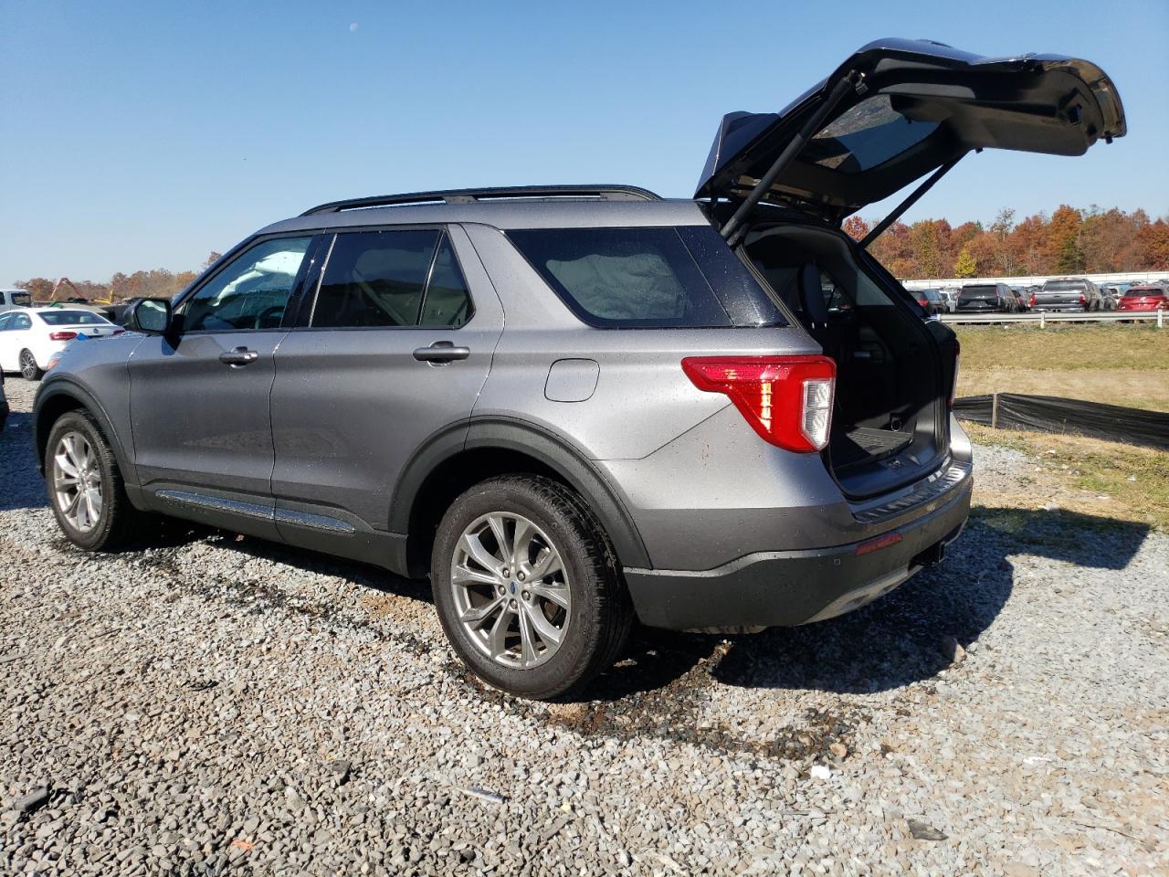 2022 FORD EXPLORER X - Фото 2