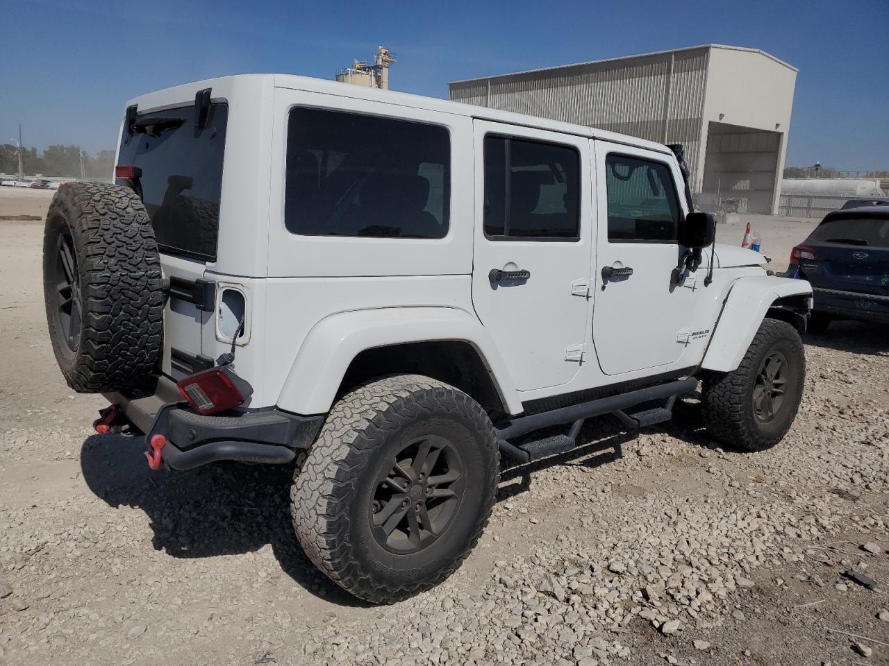 2017 JEEP WRANGLER U - Фото 3