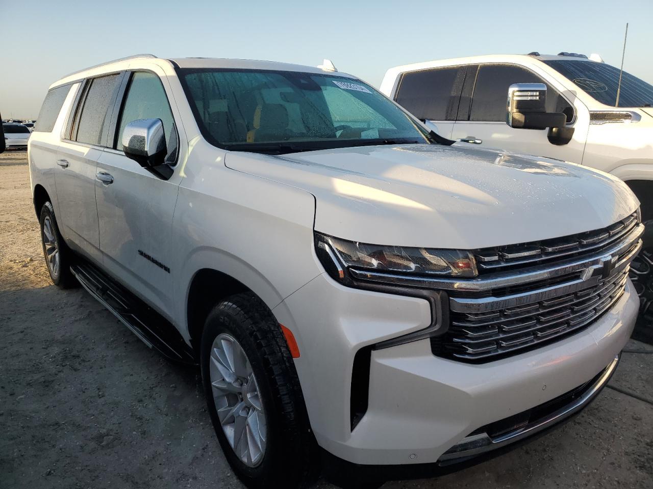 2023 CHEVROLET SUBURBAN C - Фото 4